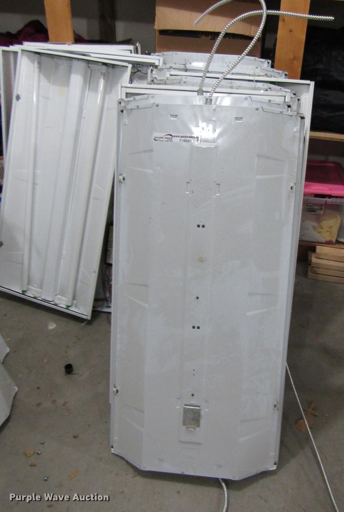 image for item FJ9541 (31) lights