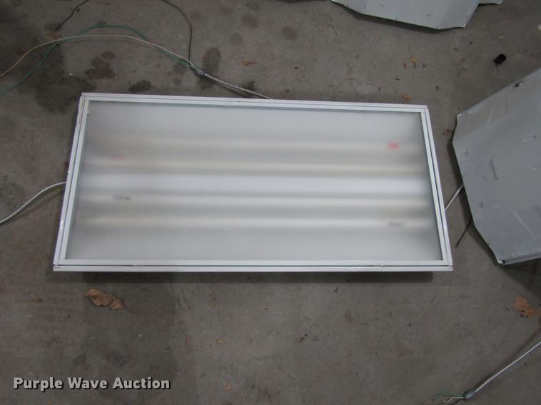 image for item FJ9541 (31) lights