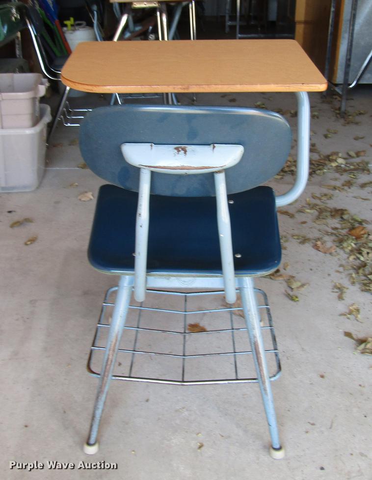 image for item FJ9542 (27) school desks