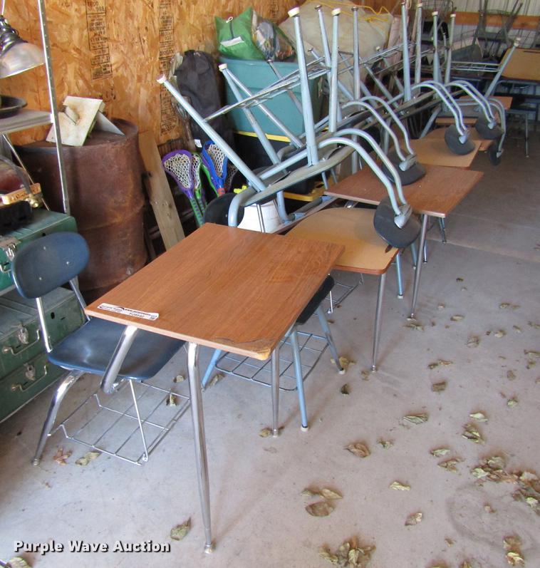 image for item FJ9542 (27) school desks