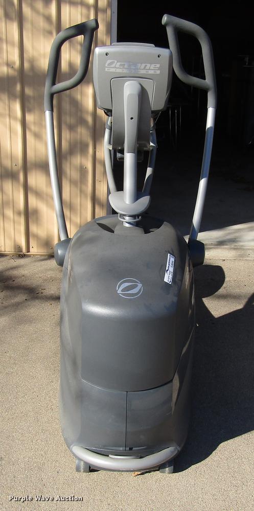 image for item FJ9544 Octane Fitness elliptical