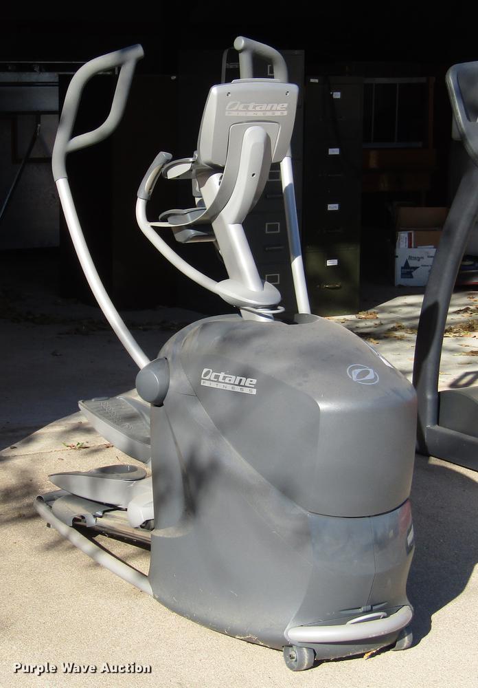 image for item FJ9544 Octane Fitness elliptical
