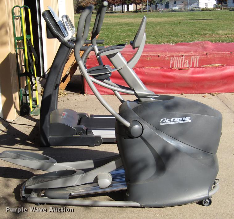 image for item FJ9544 Octane Fitness elliptical
