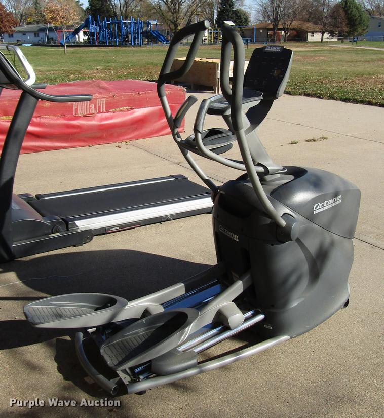 image for item FJ9544 Octane Fitness elliptical