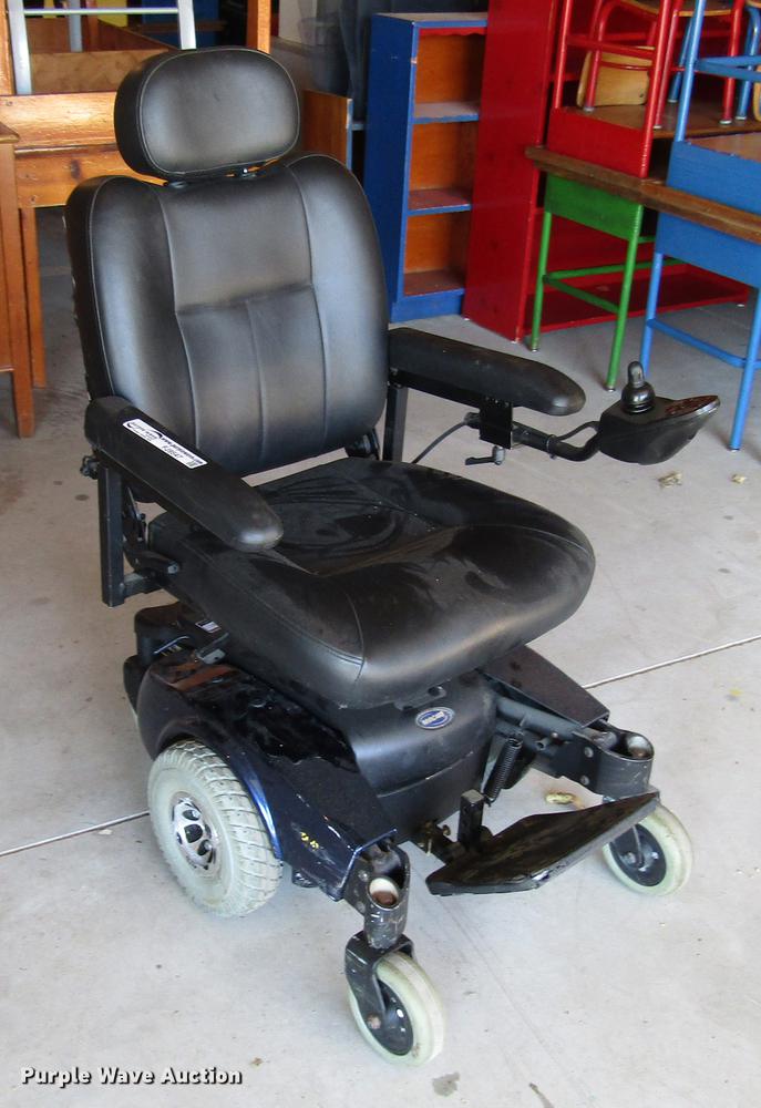 image for item FJ9547 Invacare MK5NX power wheelchair