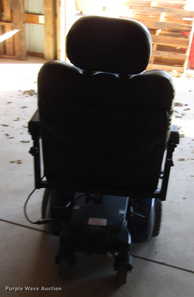 image for item FJ9547 Invacare MK5NX power wheelchair