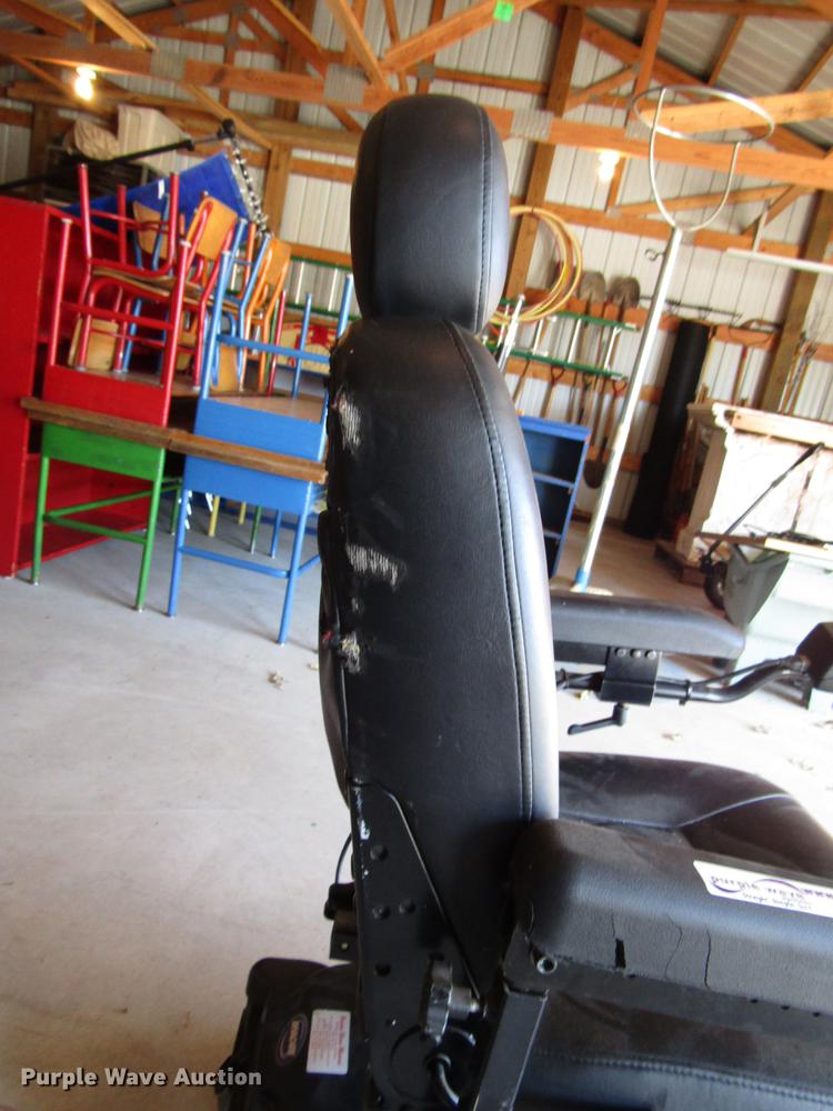 image for item FJ9547 Invacare MK5NX power wheelchair