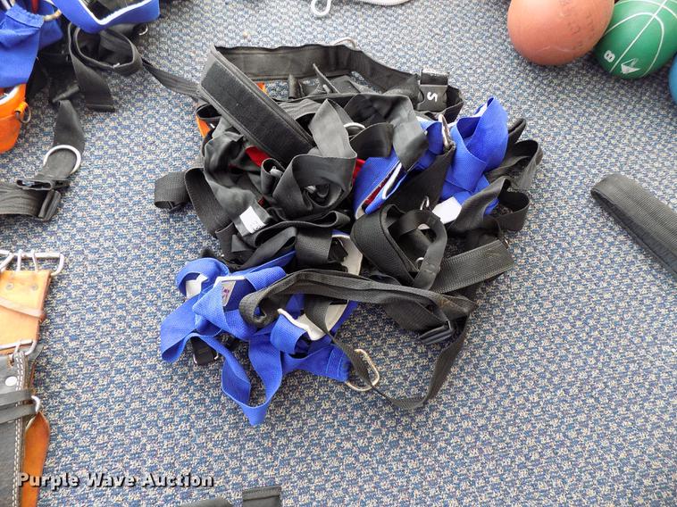 image for item FQ9059 Weight lifting accessories