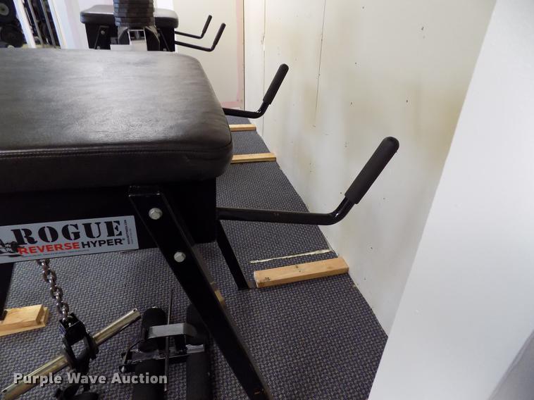 image for item FQ9070 Rouge reverse hyper machine