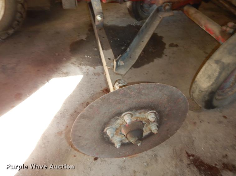 image for item FS9314 1958 International Cub Lo-Boy tractor