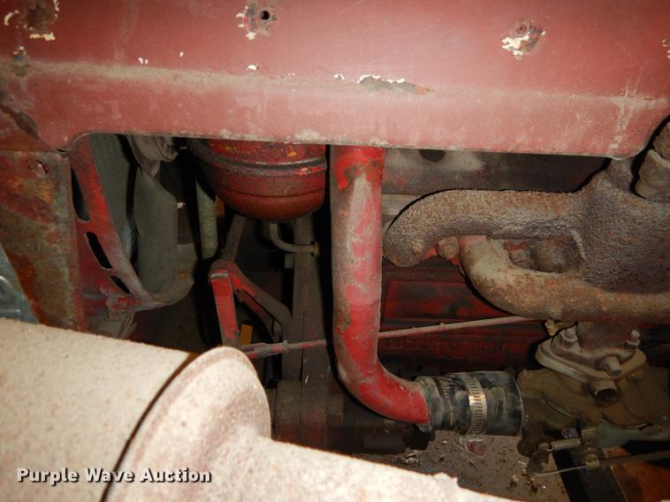 image for item FS9314 1958 International Cub Lo-Boy tractor