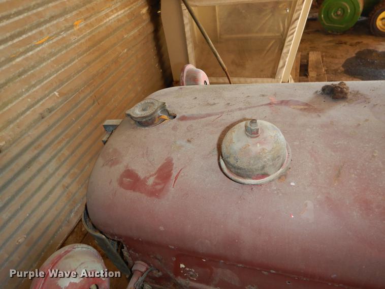 image for item FS9314 1958 International Cub Lo-Boy tractor