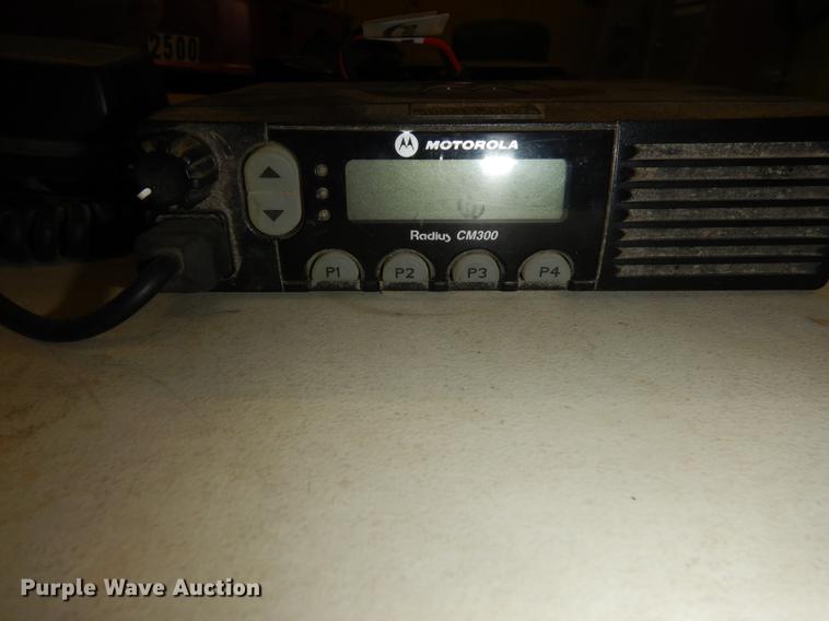 image for item FS9386 (2) Motorola Radius CM300 radios