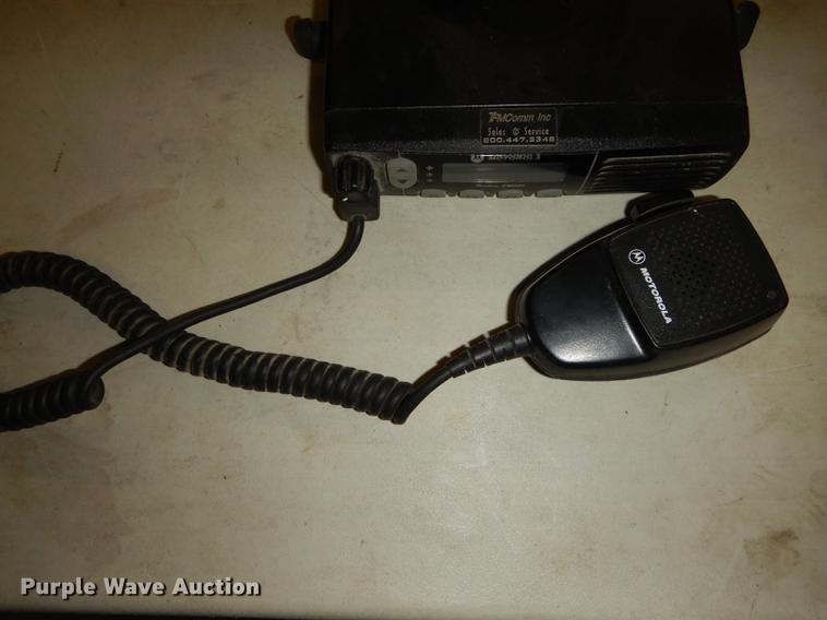 image for item FS9386 (2) Motorola Radius CM300 radios