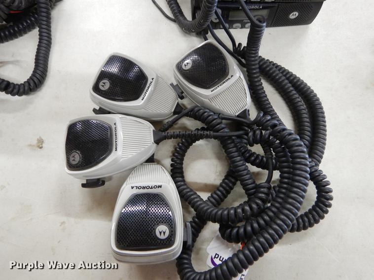 image for item FS9386 (2) Motorola Radius CM300 radios