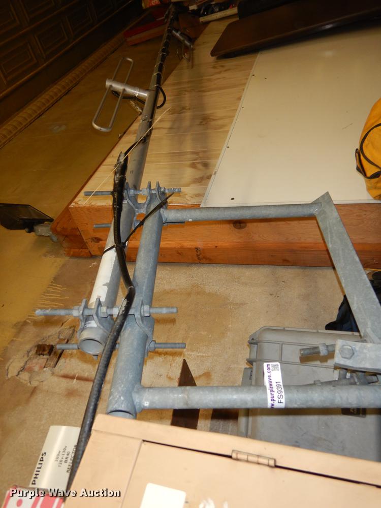 image for item FS9391 High Band radio antenna