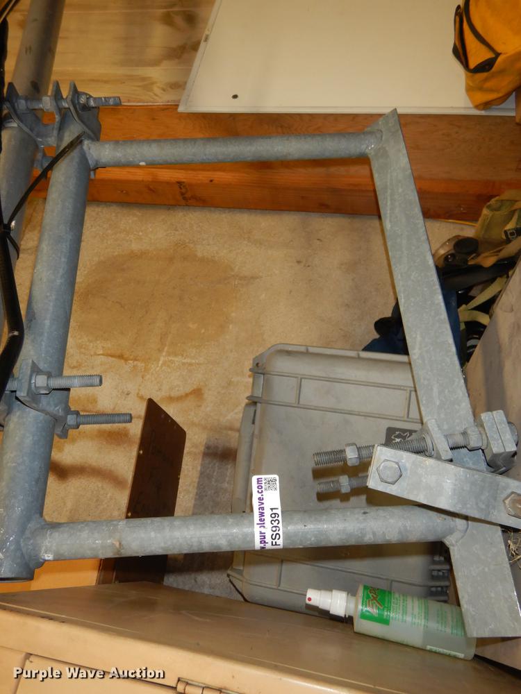 image for item FS9391 High Band radio antenna