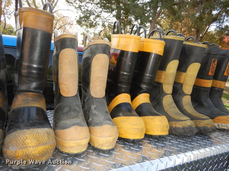 image for item FS9392 Fire equipment