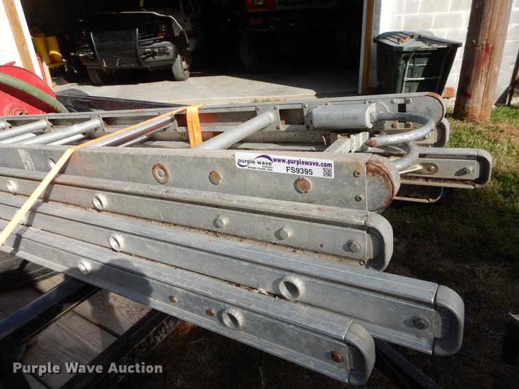 image for item FS9395 (3) aluminum ladders