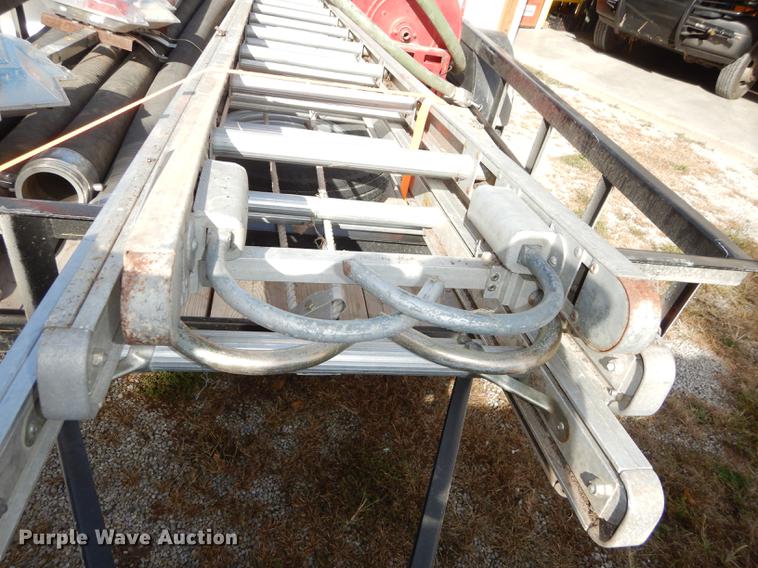 image for item FS9395 (3) aluminum ladders