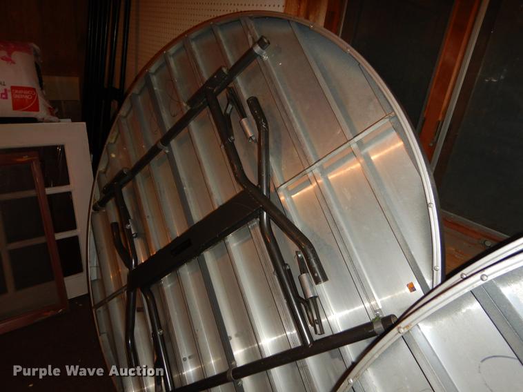 image for item FS9398 (32) 6' aluminum tables