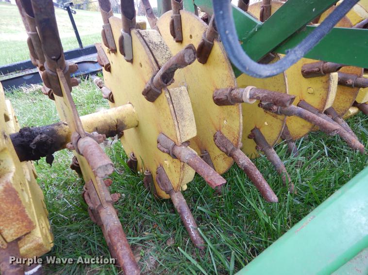 image for item FS9407 Lawn aerator