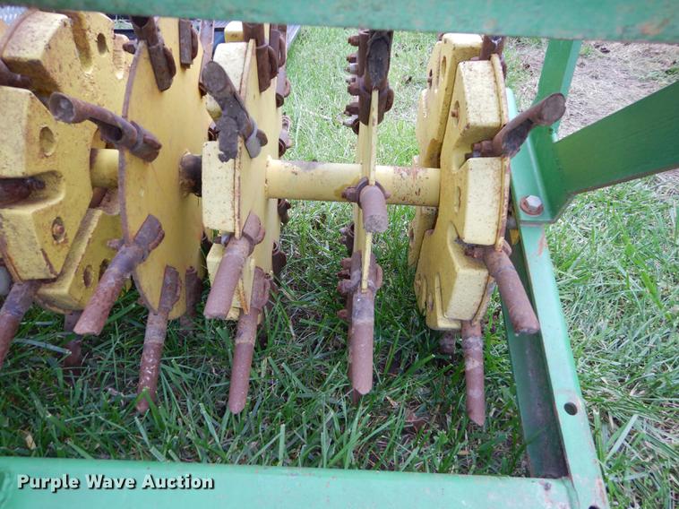 image for item FS9407 Lawn aerator