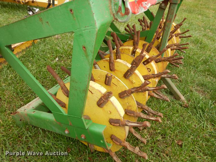 image for item FS9407 Lawn aerator