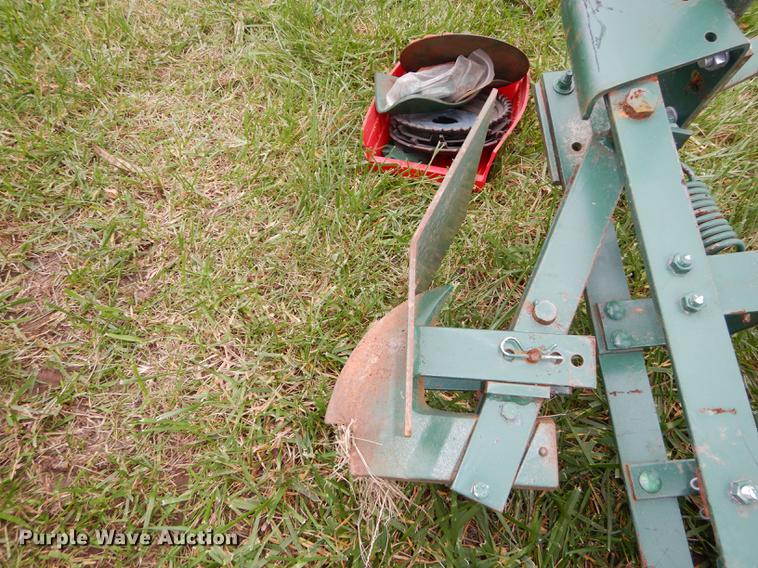 image for item FS9410 Lawn and garden