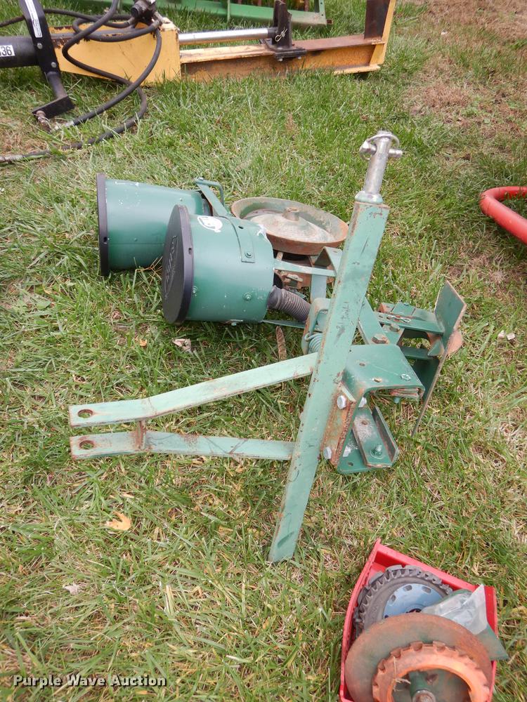 image for item FS9410 Lawn and garden