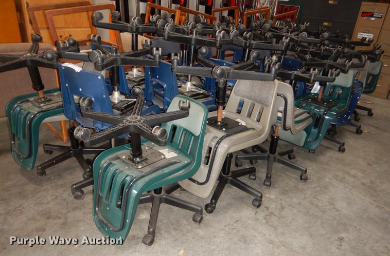 image for item FS9438 Approximately 40 chairs