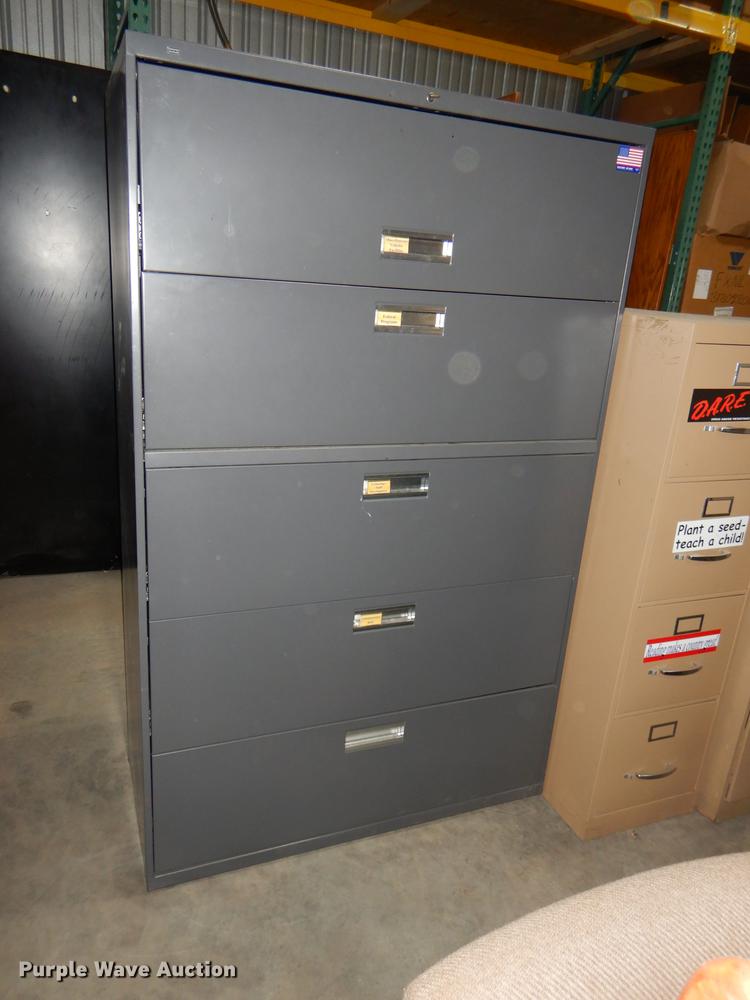 image for item FS9441 (5) metal file cabinets