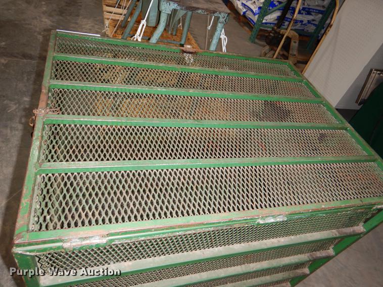 image for item FS9452 Metal security cage