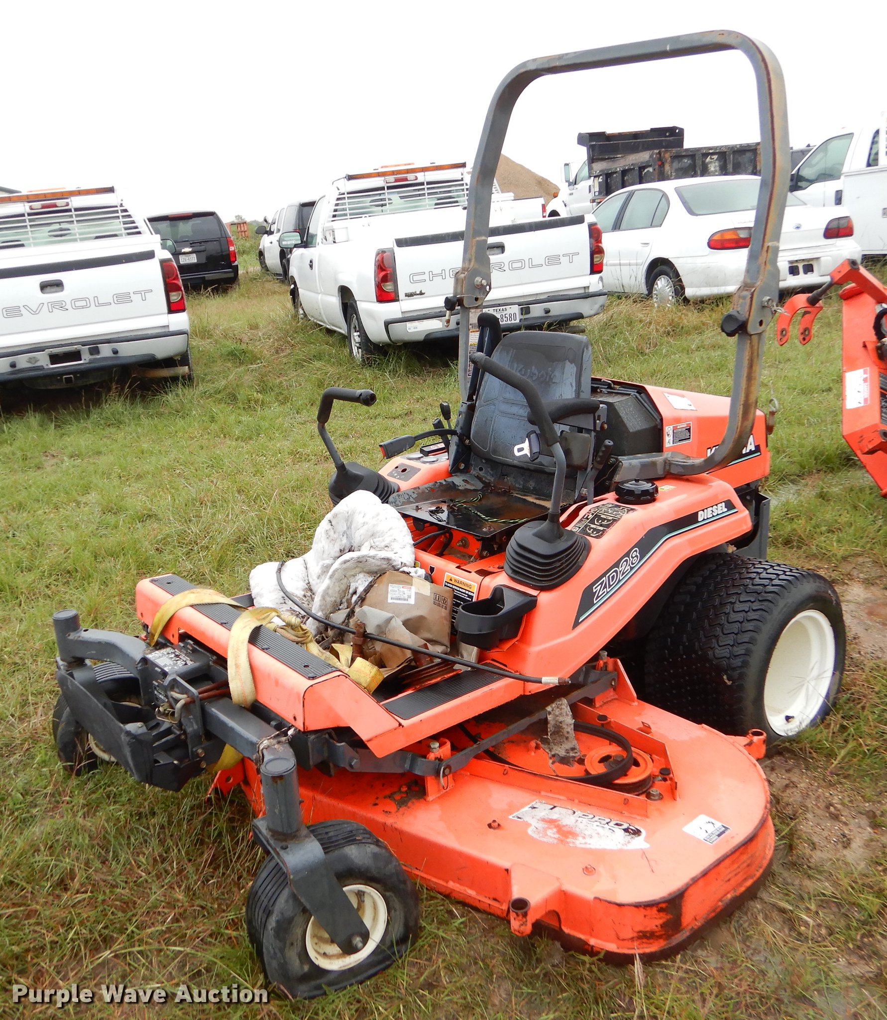 Kubota ZD28F ZTR lawn mower in Burleson, TX Item EO9705 sold Purple