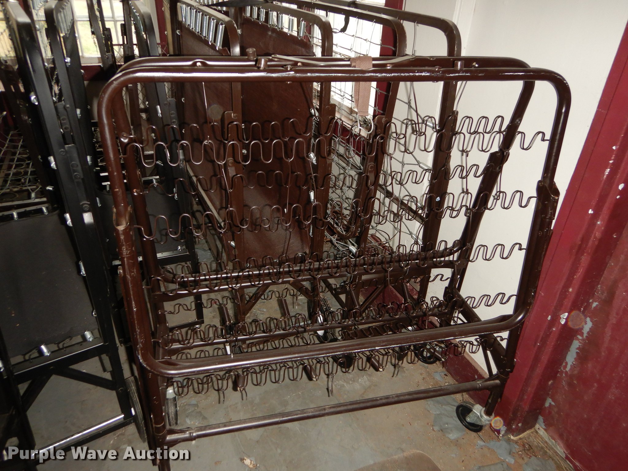 (22) roll-away spring bed frames in Osawatomie, KS | Item FS9325 sold ...