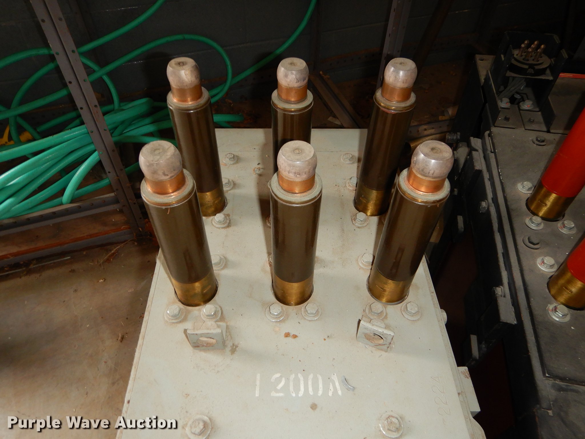 (3) General Electric breakers in Osawatomie, KS Item FS9347 sold Purple Wave