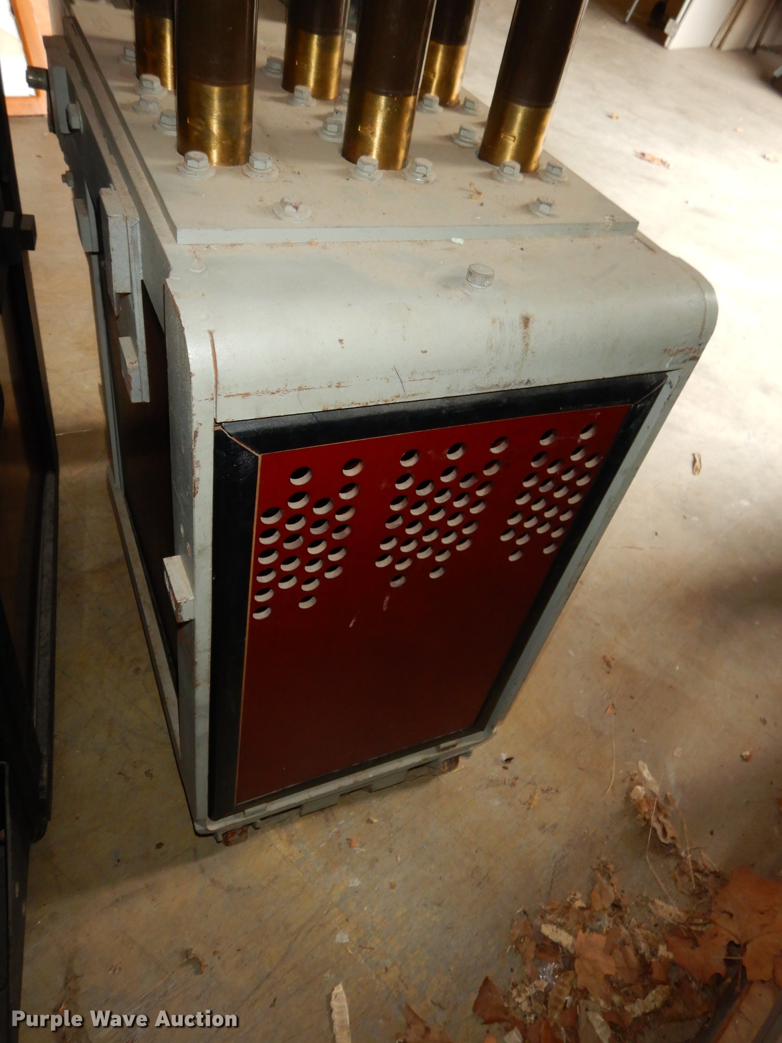 (3) General Electric breakers in Osawatomie, KS Item FS9347 sold Purple Wave