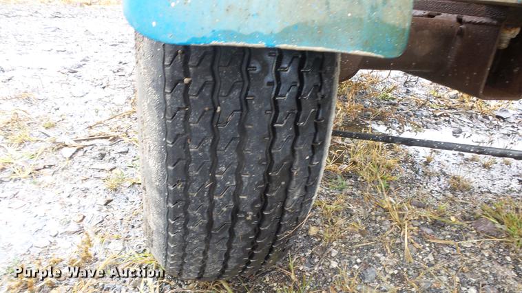 image for item AM9043 2001 Genie TMZ-34-19 boom lift