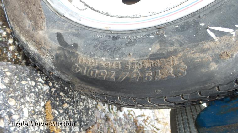 image for item AM9043 2001 Genie TMZ-34-19 boom lift