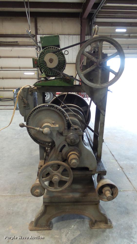 image for item AM9052 Putman Machine Co lathe