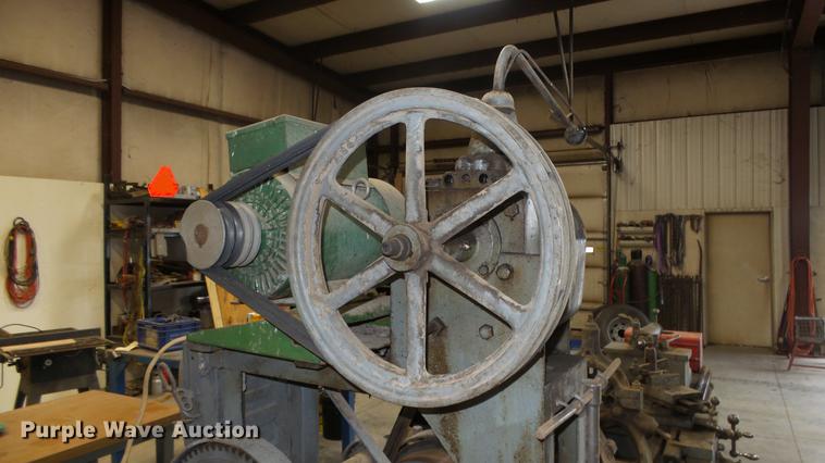 image for item AM9052 Putman Machine Co lathe
