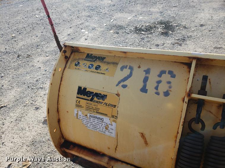 image for item AV9491 2001 Ford F250 Super Duty SuperCab flatbed pickup truck