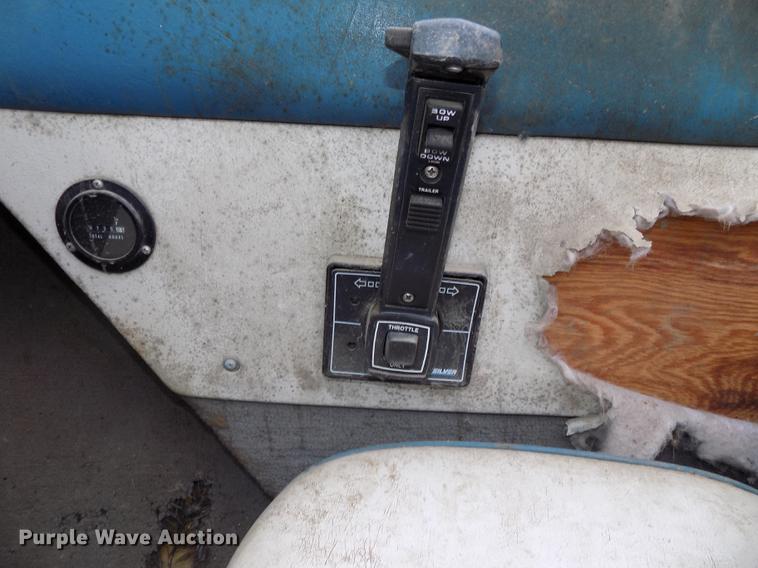 image for item DB8508 1988 Larson Citation DC175 boat