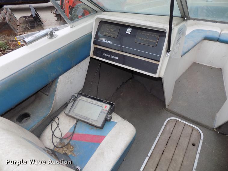 image for item DB8508 1988 Larson Citation DC175 boat