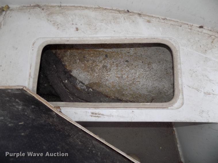 image for item DB8508 1988 Larson Citation DC175 boat