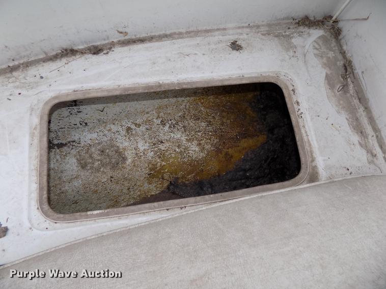 image for item DB8508 1988 Larson Citation DC175 boat