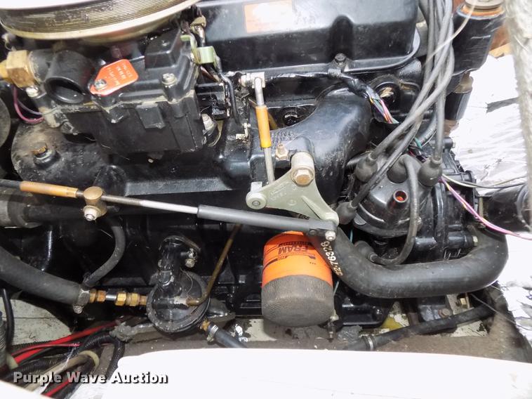 image for item DB8508 1988 Larson Citation DC175 boat