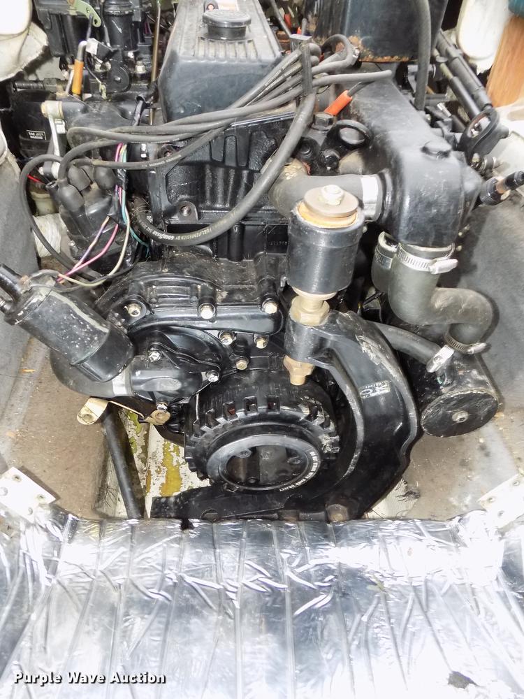 image for item DB8508 1988 Larson Citation DC175 boat