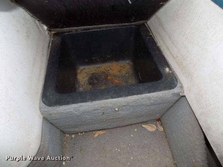 image for item DB8508 1988 Larson Citation DC175 boat