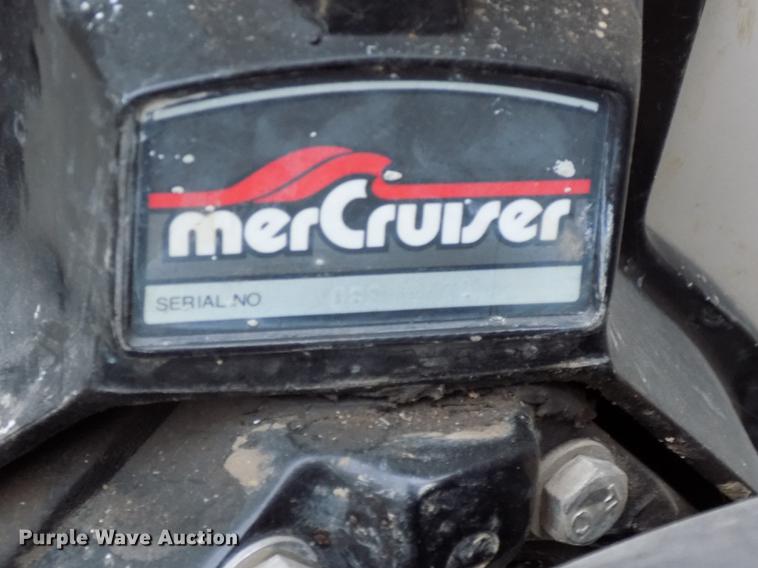 image for item DB8508 1988 Larson Citation DC175 boat